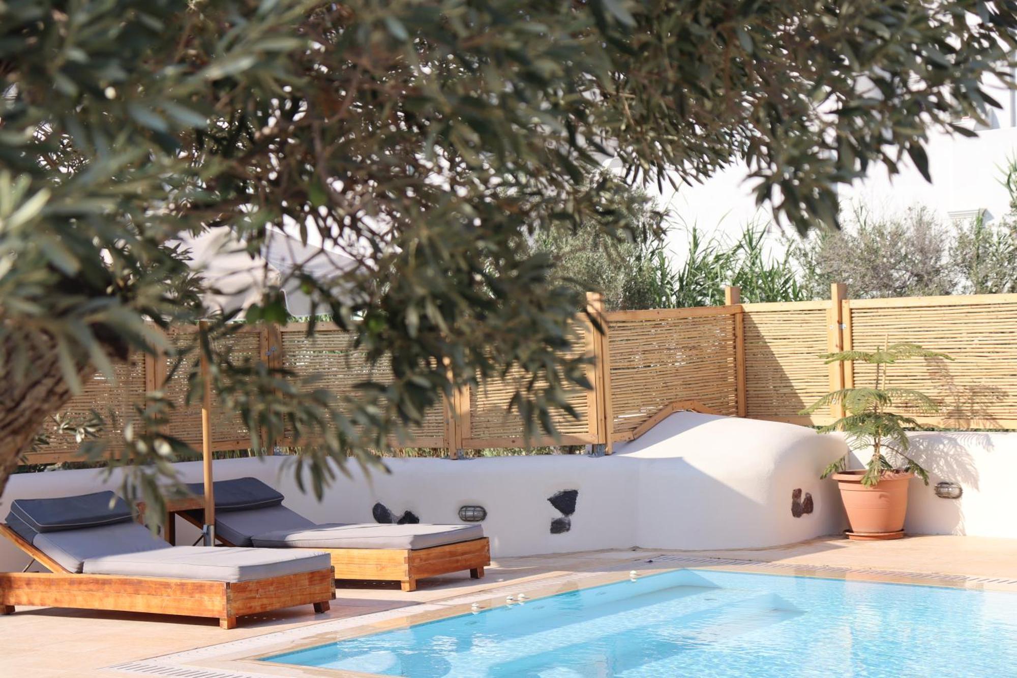 Black Rose Beach Suites Перисса Экстерьер фото
