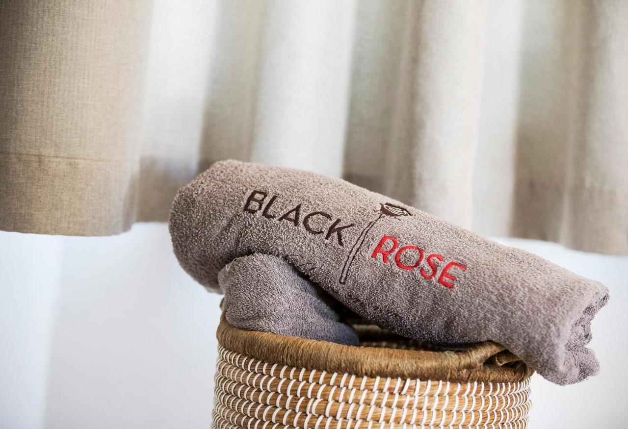Black Rose Beach Suites Перисса Экстерьер фото